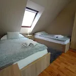 Lujza Apartment *