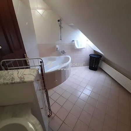 Lujza Apartman Apartment *