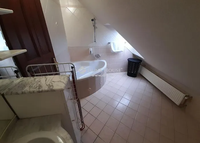 Lujza Апартаменты *